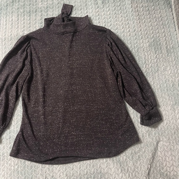 Adrienne Vittadini 3/4 Sleeves Black & Silver with Collared Bow Blouse - Picture 6 of 7